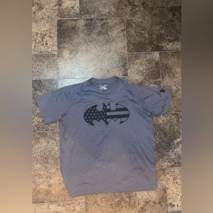 Under armour heat gear shirt Gray/black America compression shirt